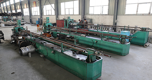 波紋<a href=http://m.metrotv.cn target=_blank class=infotextkey>補(bǔ)償器</a>生產(chǎn)現(xiàn)場(chǎng)